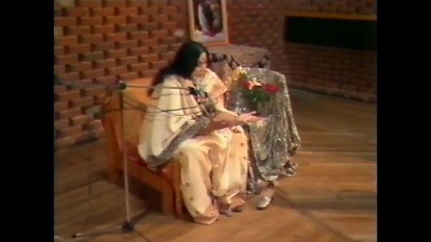 1983 0525 Knowledge of the Roots, Talk to Students, Falmer, England,