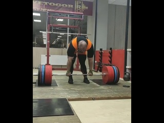 490 KG !!! 490 kg !!! World record soon !