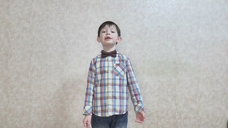 г, Автор Виталий Сибирцев, стихотворение "Маме", читает Тимофей Репников, 7 лет