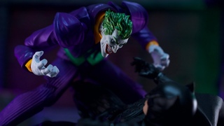 Kaiyodo Revoltech Amazing Yamaguchi 021 DC Comics: THE JOKER Review