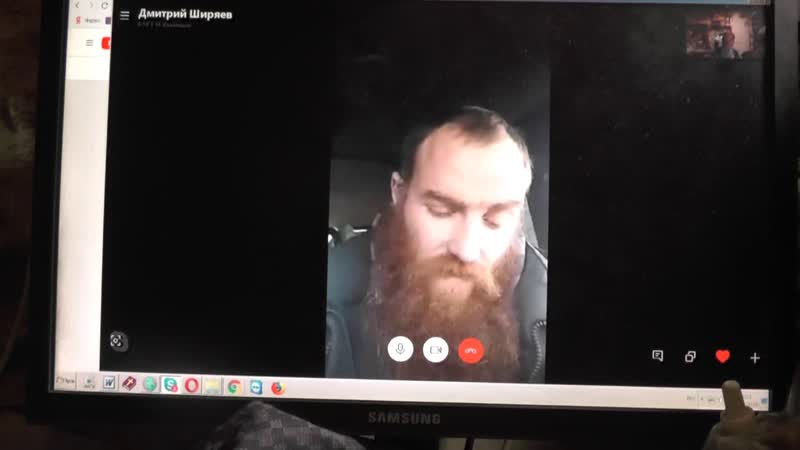 ощупью ходят они во тьме без света и шатаются, как