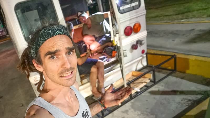 WE BROKE THE BUS Mexico road trip day