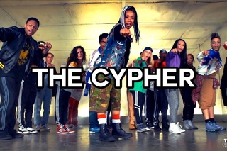 Alyson Stoner - Missy Elliott Tribute - THE CYPHER - BTS @timmilgram @alysonontour @missyelliott