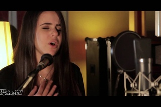 Marina Kaye - Live Before I Die - Acoustic [Live in Paris]