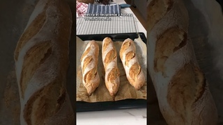 Baguettes.