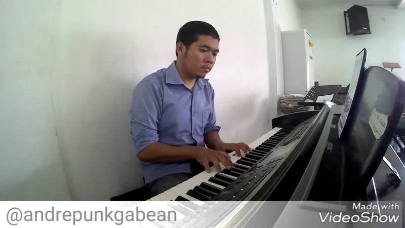 Tak Pernah Setengah Hati Tompi ( Piano