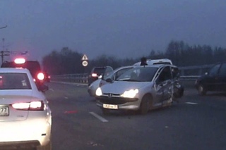 Гонщеги на Боссбане. Калининградская область. Bentley+Peugeot+Daewoo