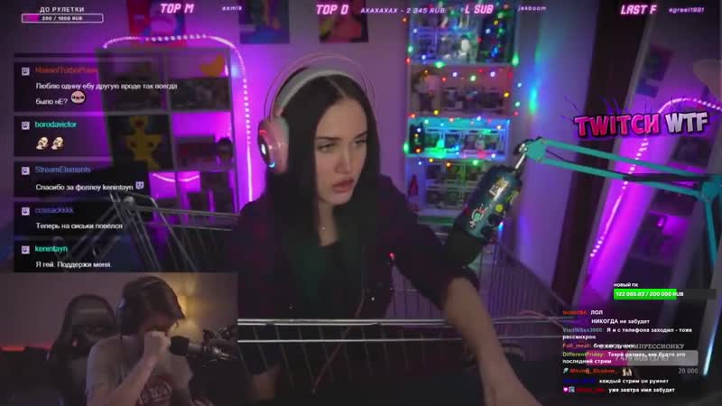 Twitch WTF Топ Моменты c Twitch НАКЛОНИЛАСЬ. . Злой Пикапит Девочку