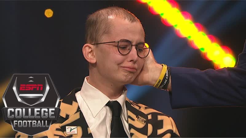 Purdue superfan Tyler Trent humbly accepts Disney Spirit Award, College