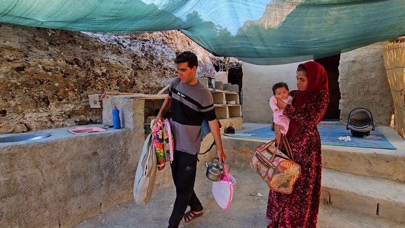 Documentary on the life of a nomadic family: and going to have fun