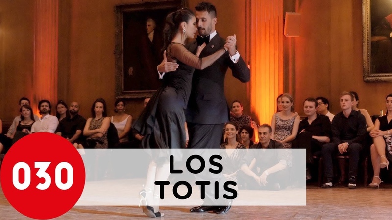Virginia Gomez and Christian Marquez Maipo, London 2017, Los
