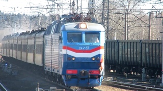 Электровоз ЧС7-040 с поездом№341Ф Москва-Кишинёв станция Нара