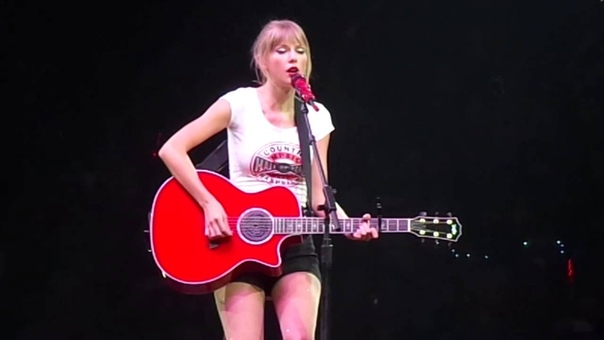 Taylor Swift Sad Beautiful Tragic Live at Red Tour
