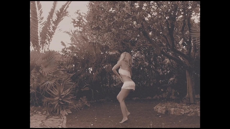Kylie + Garibay feat. Shaggy Black and White ( Official