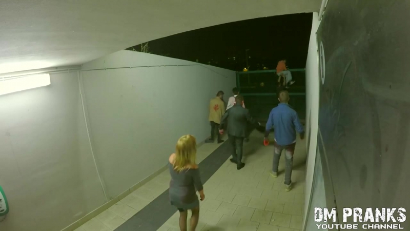 Пранк: Вторжение Зомби, DM Prank Zombie Invasion Scare