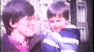 Mensenkinderen - 'Kinderen, we drinken op het vaderland' (officile video)