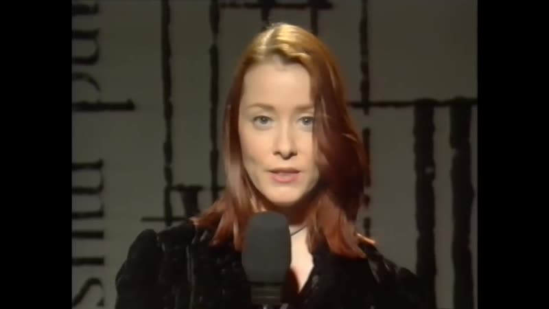 Suzanne Vega Toms Diner Live BBC TV 1994