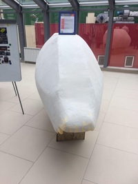 Двухколесный мотомобиль (гибрид электромобиля и электромотоцикла)