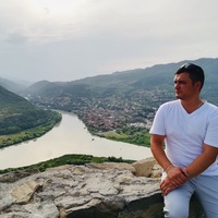 Роман Жаховский