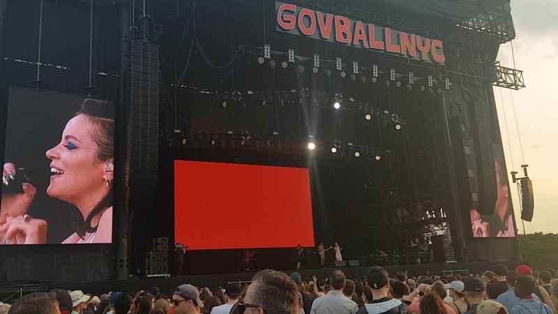 Lily Allen the Fear ( Live at the Govenors Ball New York City NY, June 2,