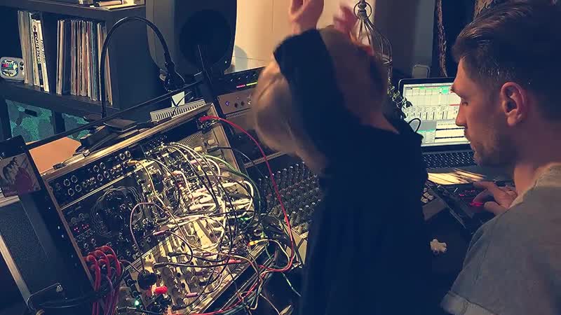 Nikola Yuta Negorod Poison lips ( Vitalic cover, modular synth live