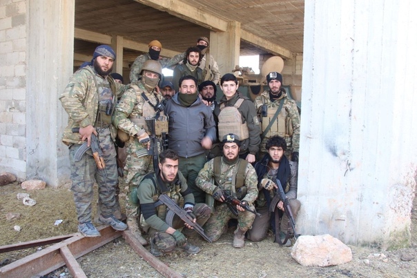 Хайят тахрир аш-шам группировки сирия. Боевики хтш. «джунд аш-шам» (войско великой сирии). Штурмовой смертник ингимаси. Боевики хайат тахрир аш-шам.