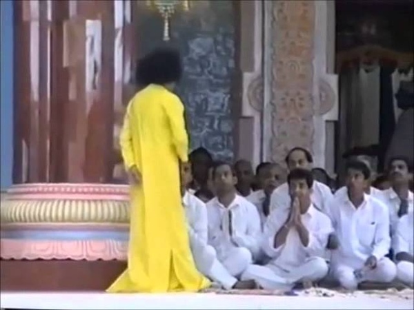 Sai Baba sings - Sathya Dharma Prema