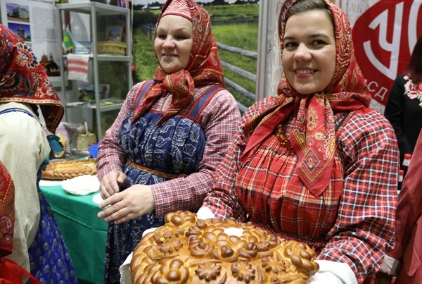 Ярмарка в архангельске. Маргаритинская ярмарка логотип. Норд-экспо архангельск ярмарка 2021. Маргаритинская ярмарка в архангельске 2020. Маргаритинская ярмарка в архангельске 2020.
