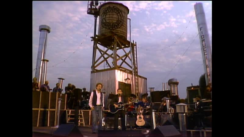 Simon Garfunkel Mrs. Robinson ( Live in Central Park, New York City,