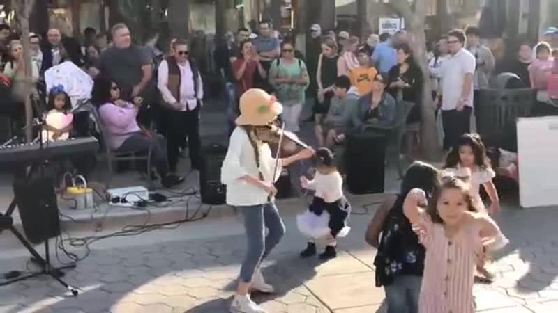 Lambada 2019 Karolina Protsenko Violin Street Performance
