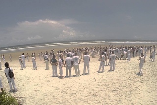 Capoeirando 2016. Aula do Mestre Suassuna na praia