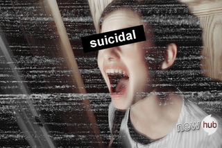 DARK! ✘ Mackenzie Foy ✘