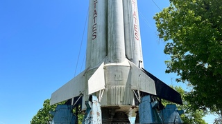 DIP-200-ONT-ILS RELLEMENT MARCH SUR LA LUNE  MDL VOYAGES-HELLO ALABAMA!