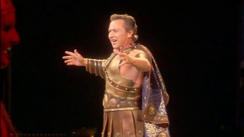Michael Flatley Performs Dancing in the Dark with Celtic