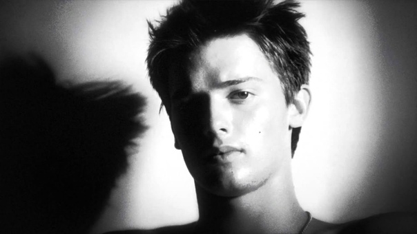Hudson Jeans Fall 2011 Campaign starring New Face