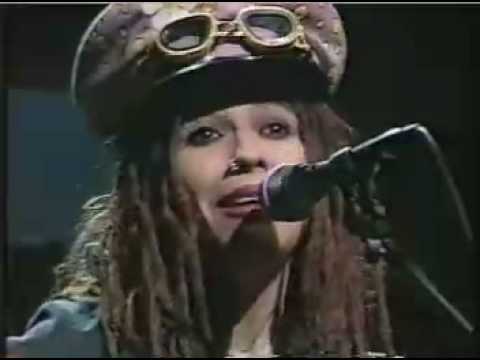 4 non blondes whats