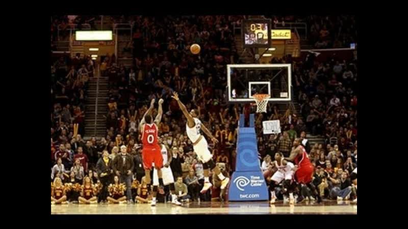 Jeff Teague Gets the Game Winner to Fall in